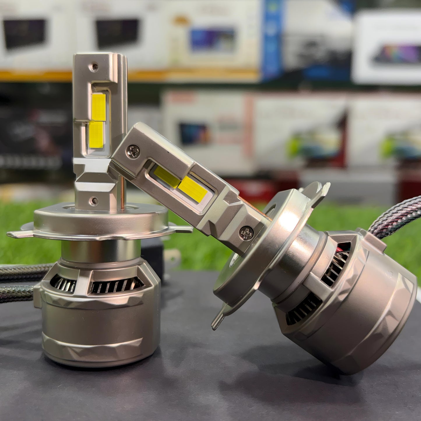 Hamakan 320W LED Headlight – Ultra Bright, Long Life, 6000K Color Temp | 2-Year Warranty